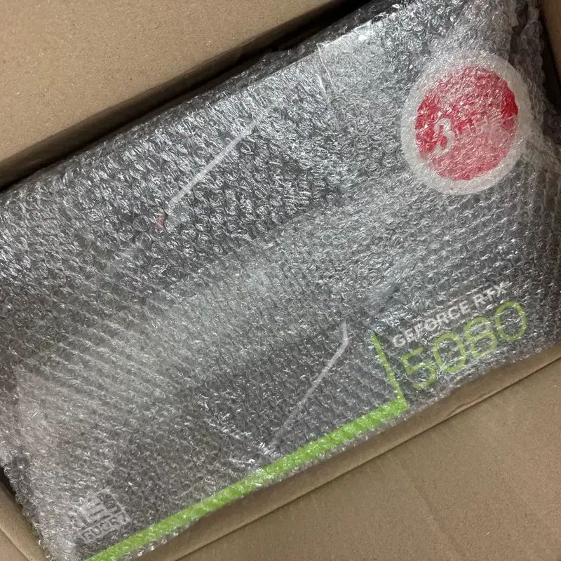 컬러풀 지포스 RTX 5080 불칸 Vulcan OC D7 16GB 새상