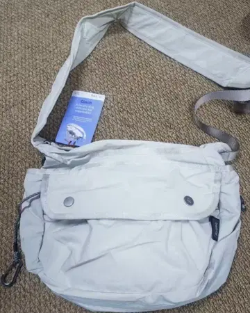 Bellroy 슬링백 크로스 바디백 숄더백