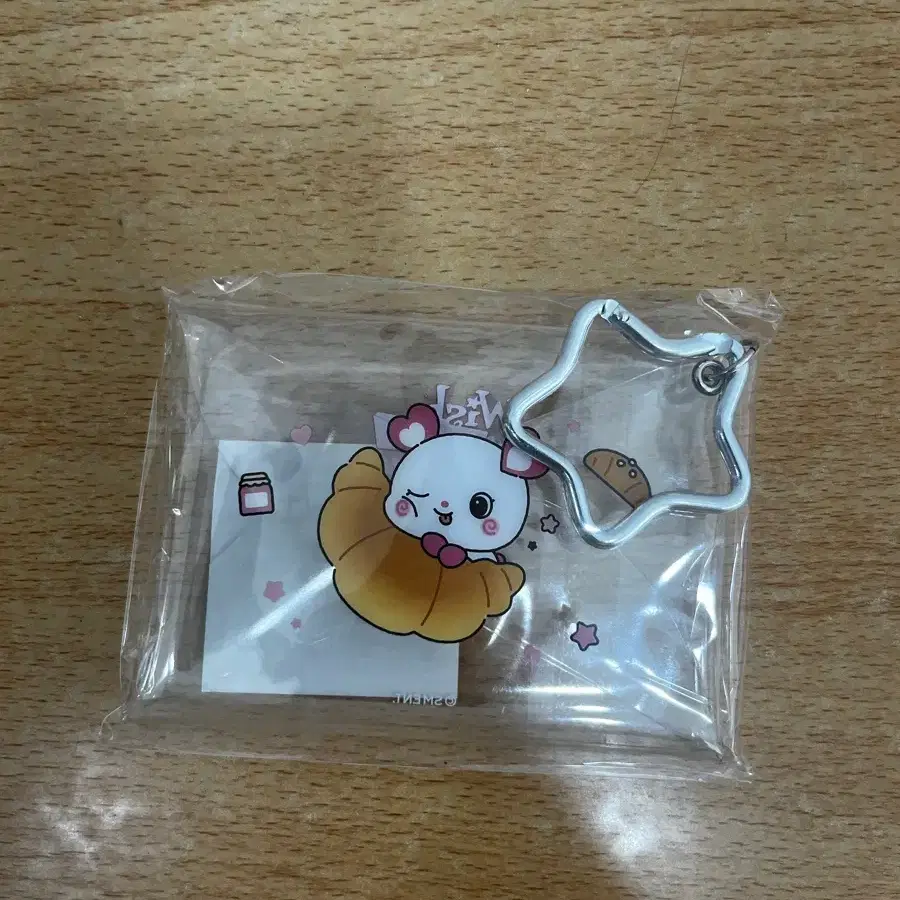 엔시티위시 위시 베이커리 pvc 카드케이스 사쿠야 팡이