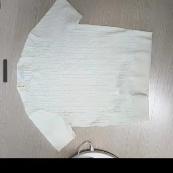 폴햄 반팔니트