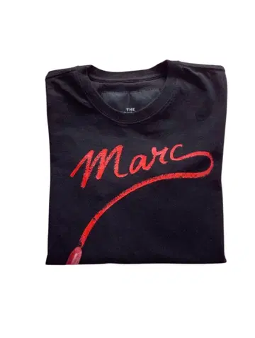 MARC JACOBS 립스틱 프린트 T셔츠 블랙