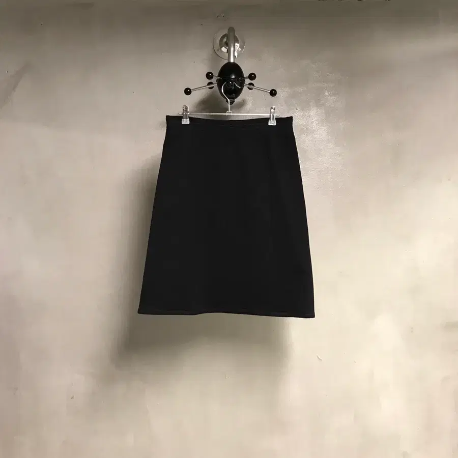 프라다 스포츠 스커트 블랙 38(W)