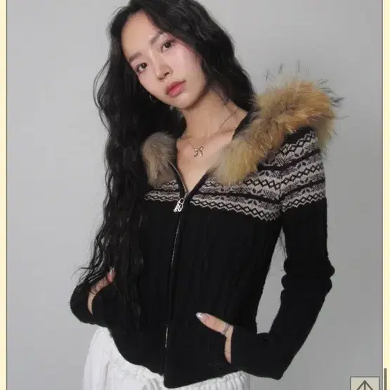 페일제이드 자가드 울프죠 집업 / 블랙