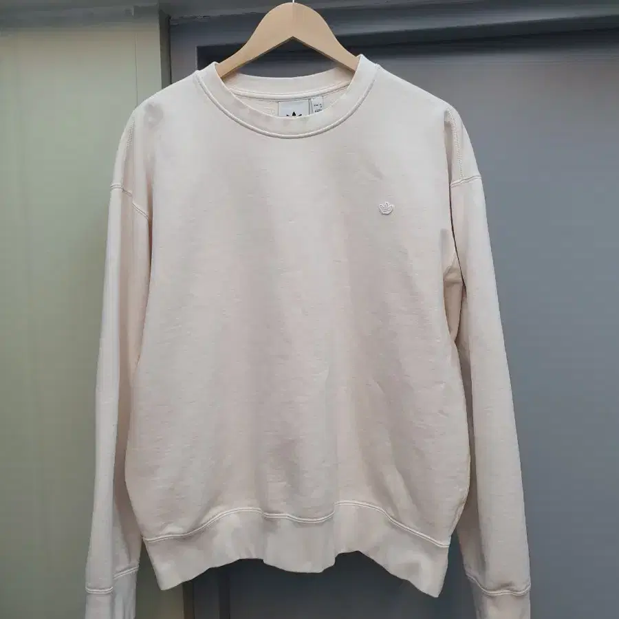 아디다스 맨투맨 xl 105