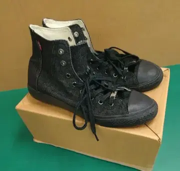 Levi's 블랙 데님 하이컷 스니커즈 27cm