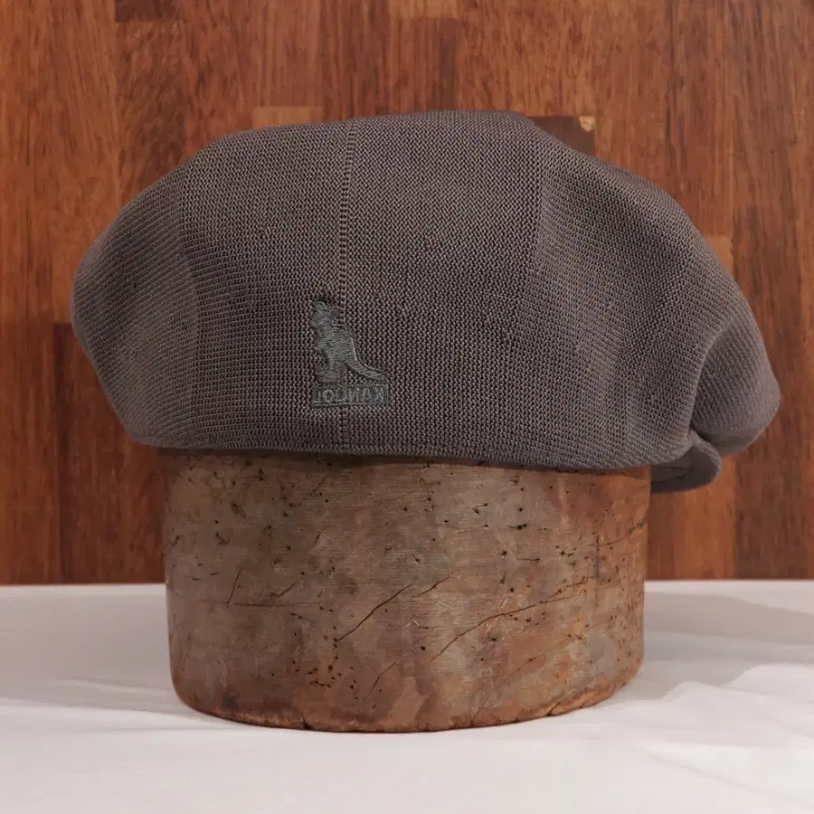 빔즈 별주 Kangol 헌팅 플랫 캡