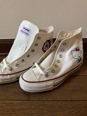 택 포함 새상품! Converse x Hello Kitty