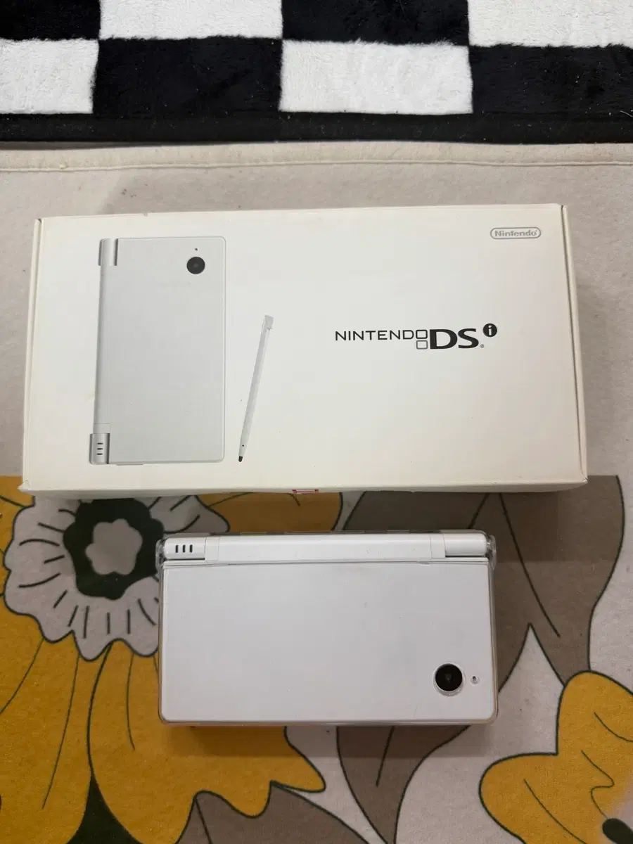닌텐도 DSi 화이트 일판 박스셋