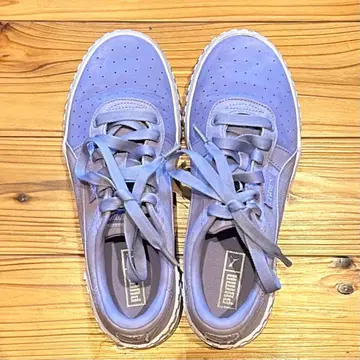 [인기 통굽] PUMA (푸마) CALI 웨지 스니커즈 라벤더 25cm