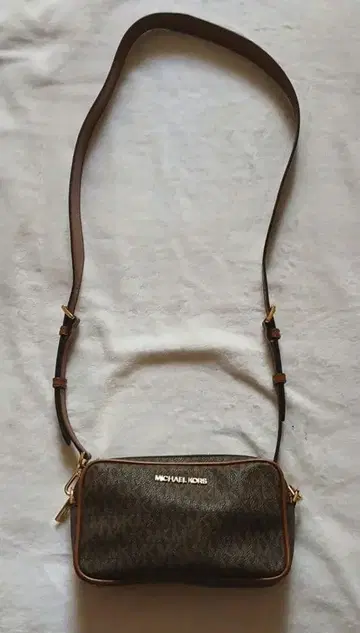 MICHAEL KORS 숄더백 브라운