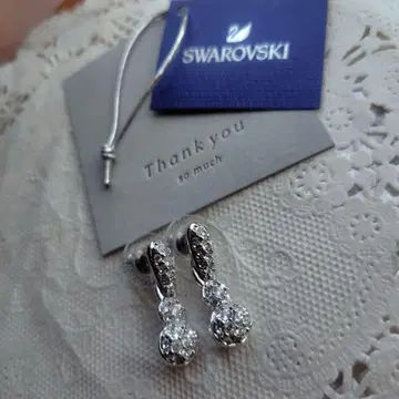 SWAROVSKI 스와로브스키 드롭 귀걸이