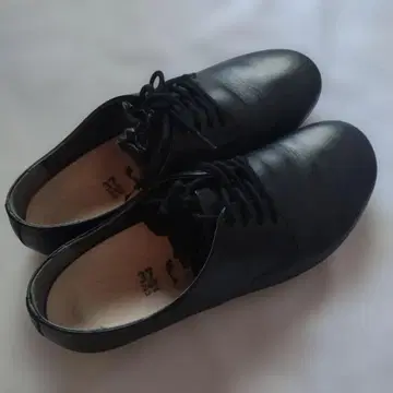 BIRKENSTOCK 가죽 레이스업 슈즈 블랙 saunders