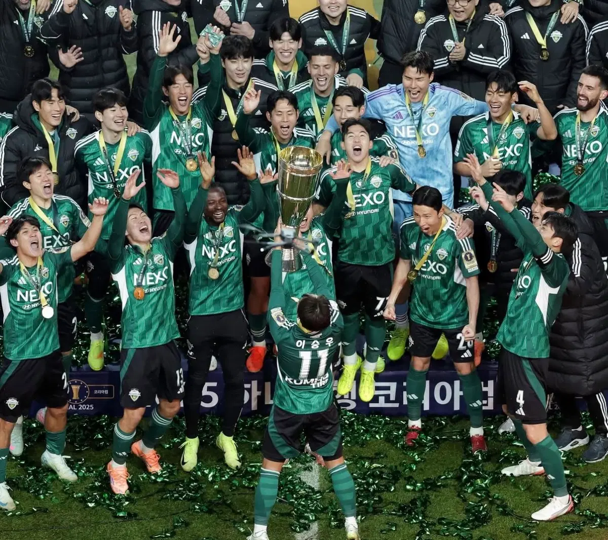 2026 전북현대 이승우 유니폼 m사이즈 구해요ㅠㅜ