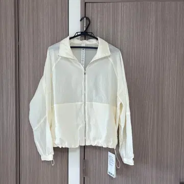 lululemon Ultralight WovenAir Jacket