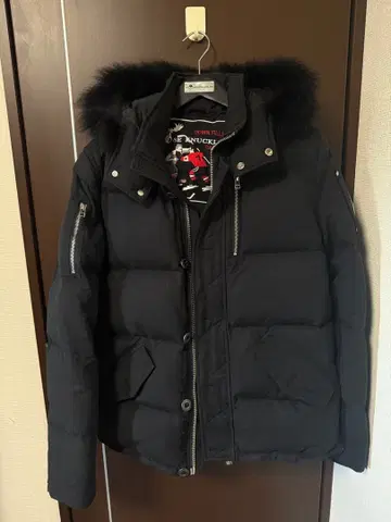 [ 가격 인하 중 ] MOOSE KNUCKLES 다운 자켓 블랙