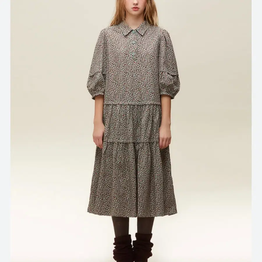 써스데이아일랜드 22fw 코듀로이 패턴 원피스 S