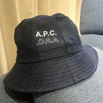 A.P.C. 데님 버킷햇