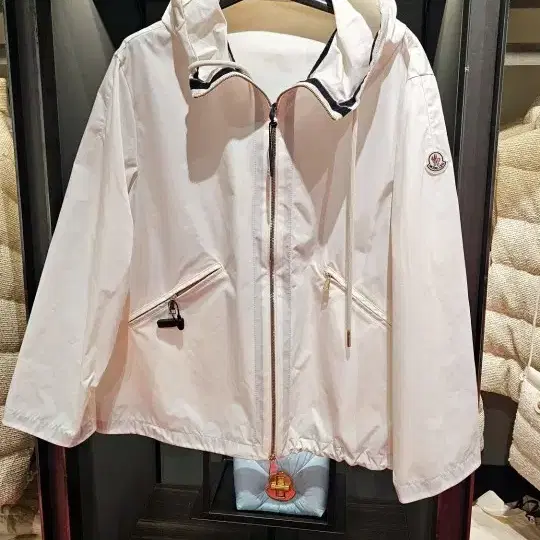 몽클레어 카시오페아