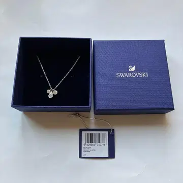 Swarovski PENDANT CLUSTER 목걸이