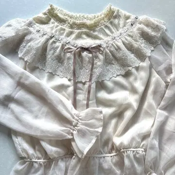axes femme 레이스 옷깃 리본 장식 상의 페어리 그런지 모리걸