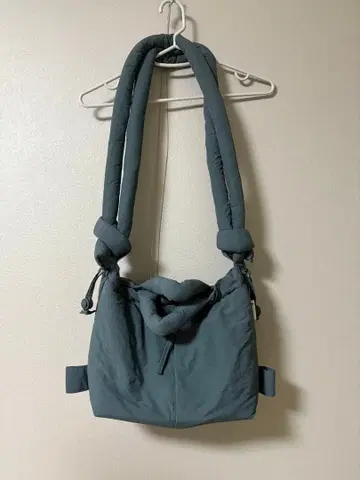 COMPACT ONA SOFT BAG coal