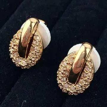 스와로브스키 귀찌 골드 큐빅 SWAROVSKI