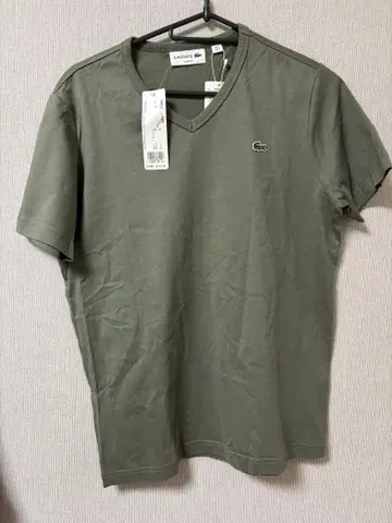 LACOSTE V넥 T셔츠 카키 슬림핏
