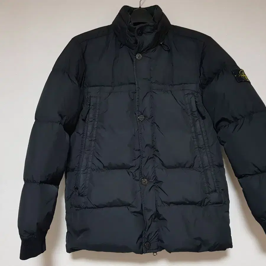 스톤아일랜드 20FW 크링클랩스 패딩 블랙