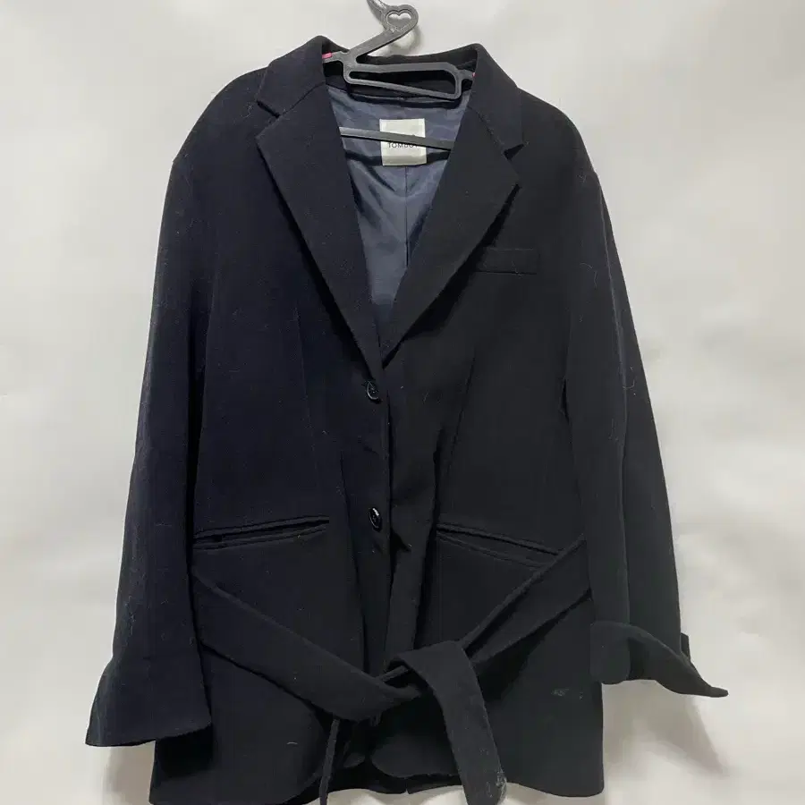 스튜디오 톰보이 네이비 블랙 코트 90