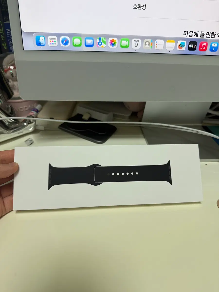 애플워치11 정품 40mm 블랙 스포츠 밴드 S/M 50,000원