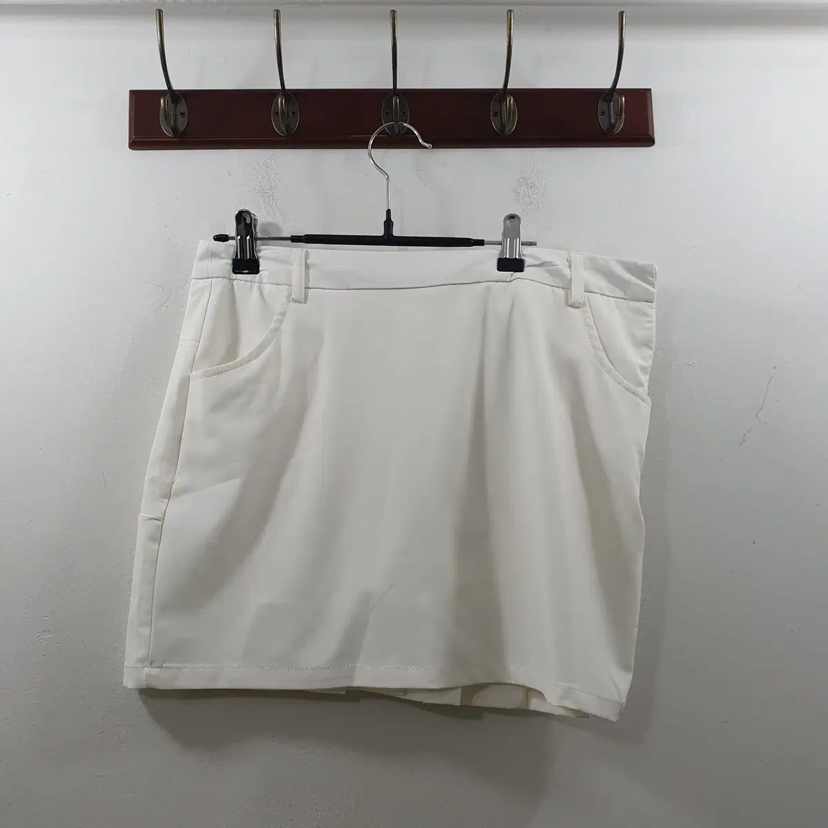 M WHITE BEAR 여성 골프웨어 아이보리 플리츠 스커트 치마