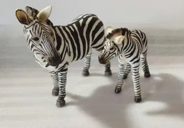 Schleich 얼룩말 모자 피규어 2개 세트