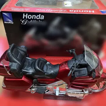 NewRay Honda Gold Wing 모형 바이크 1/12