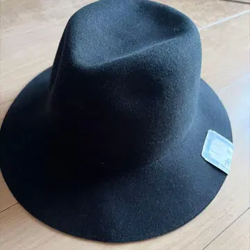 THE H.W. DOG & CO. 울 햇 블랙