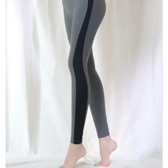 카인다미 글램 레깅스