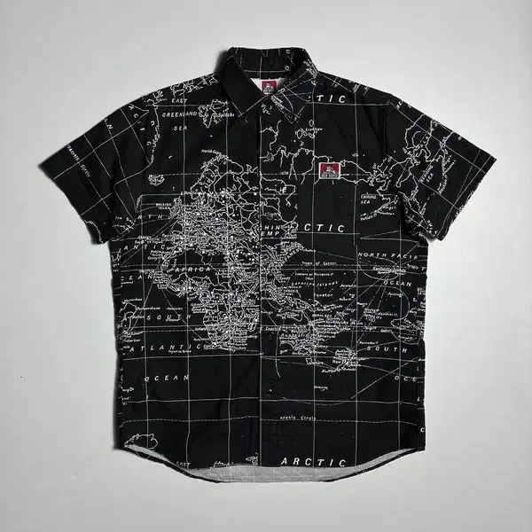 벤데이비스 블랙 세계 지도 패턴 코튼 반팔 셔츠 R2465