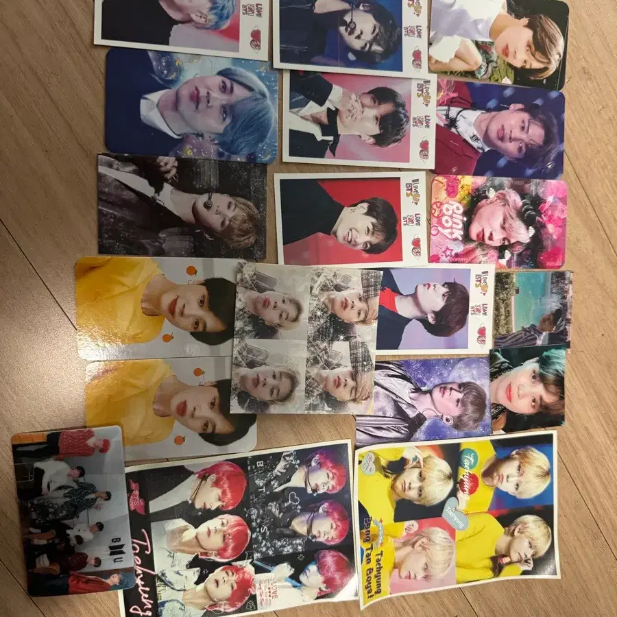방탄 포카 및 스티커 양도