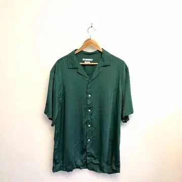 미사용 ZARA 새틴 그린 오픈 카라 셔츠 L 오픈 카라 셔츠
