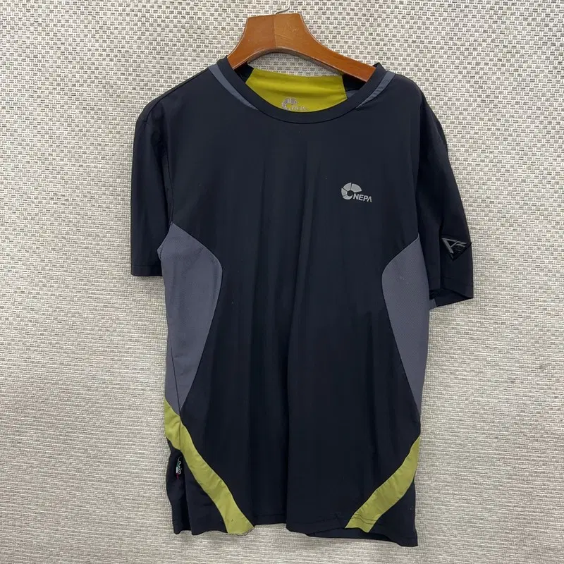 네파 등산 기능성 반팔티 105 D08317