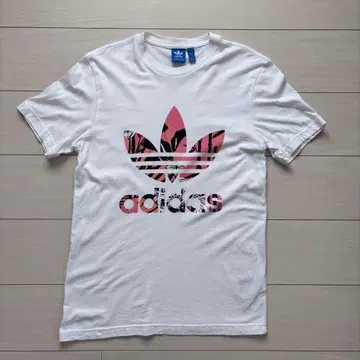 adidas(아디다스) 반팔 T셔츠 화이트 하마사키 아유미 착용 로고