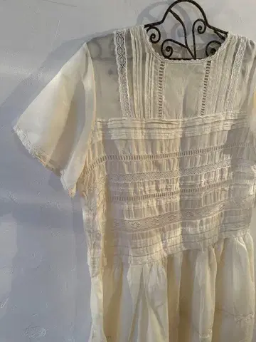 [아즈노우아즈] 실크 혼방 페미닌한 원피스 부드러운 원단