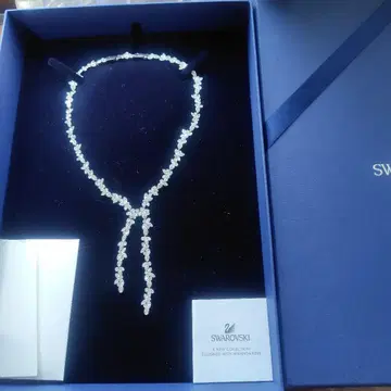 SWAROVSKI 목걸이 미란다 커 콜라보