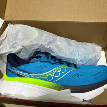 Saucony GUIDE 19 26.5cm 러닝화