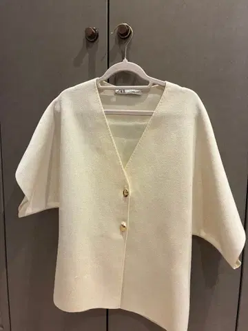 ZARA 니트탑 반팔 화이트 M 사이즈