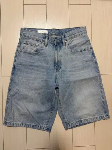 ZARA 데님 숏팬츠 라이트 블루 EUR40