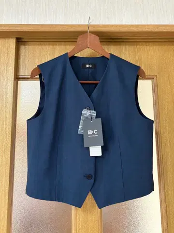 택 포함 새상품! 유니클로 C 프리미엄 린넨 베스트 네이비