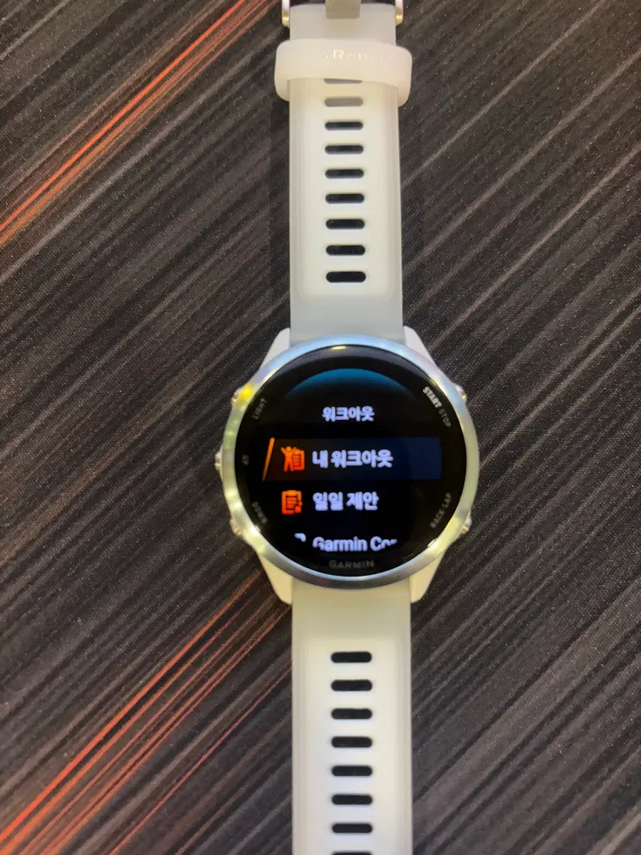 가민 570 42mm