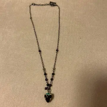안나수이 ANNA SUI 블랙 딸기 목걸이 새상품급 단종