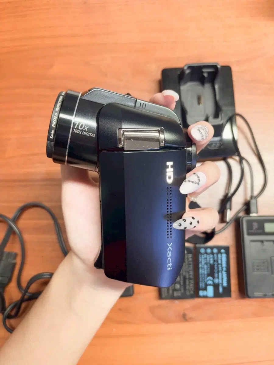 빈티지 캠코더 산요 작티 HD1000 풀세트 -배터리 2개 구성