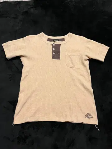 Dapper's 다퍼즈 와플 헨리넥